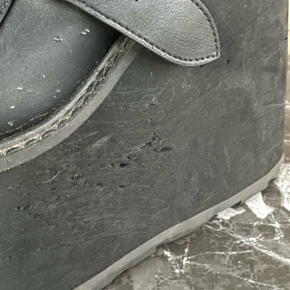 Demonia Slayeress Buckle Swing-815 Platform Boots - Picture 3 of 3